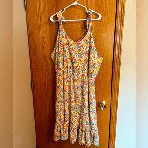 Floral dress with adjustable straps